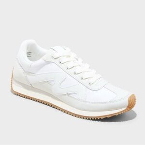 Target Universal Thread Mercedes Sneakers 8.5 wide NWT